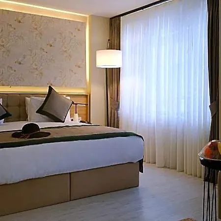 Hotel Casa De Port 4*