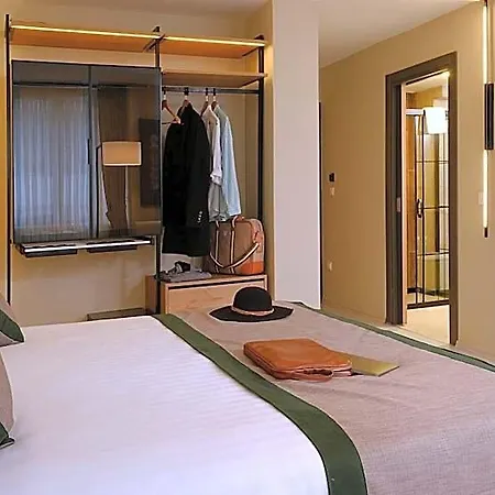 Hotel Casa De Port 4*