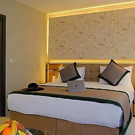 Casa De Port Hotel 4*