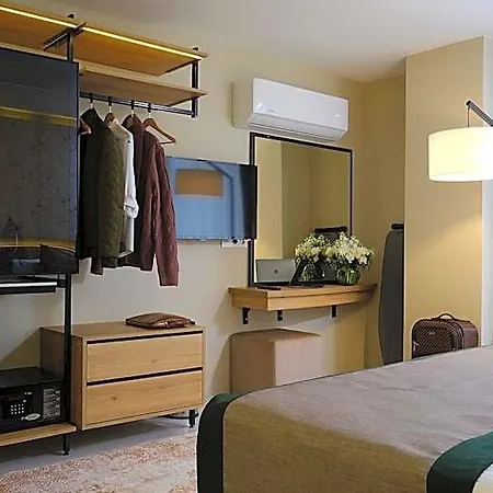 Casa De Port Hotel