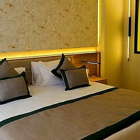 Casa De Port Hotel